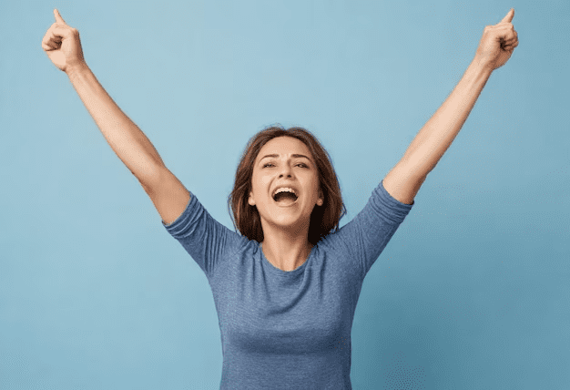 Peace looks good on women who