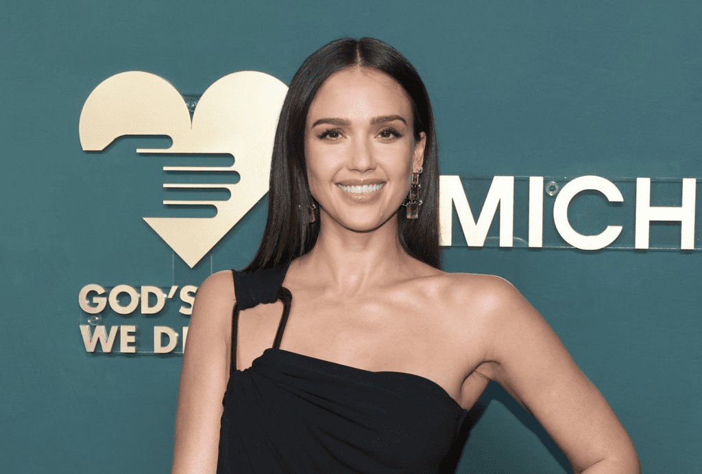 Jessica Alba Cabo green bikini photos, Jessica Alba flaunts abs Instagram 2025, Jessica Alba Ritz Carlton villa getaway, Jessica Alba family vacation Mexico, Jessica Alba divorce Cash Warren joint custody, Jessica Alba toned legs bikini selfie, Jessica Alba Thanksgiving holiday Cabo resort, Jessica Alba dreamy slice of heaven caption, Jessica Alba kids Honor Haven Hayes vacation,