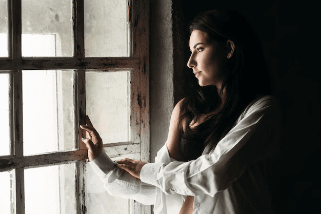 emotional loneliness, feeling lonely in a relationship, emotionally alone but not alone, emotional disconnection in relationships, mental health and relationships, emotional intimacy, emotional fulfillment, emotional isolation