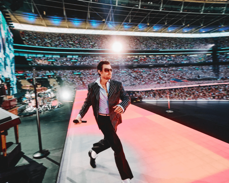Harry Styles Chokes on Water and Collapses at Wembley Concert During Heatwave Performance