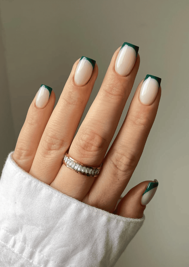 summer to fall nails, transition nail ideas, chic nail designs 2026, butter yellow nails, caramel glazed nails, milky white chrome nails, chocolate French tips, sage green nails, burgundy chrome nails, burnt orange nails