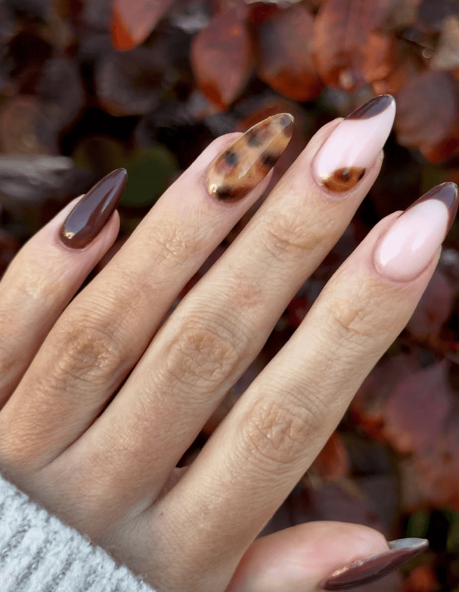 September nail trends 2026, fall nail colors, pumpkin spice nails, burgundy fall nails, chocolate brown manicure, plaid nail designs, caramel glazed nails, olive green nails, tortoiseshell nails, velvet cat eye nails